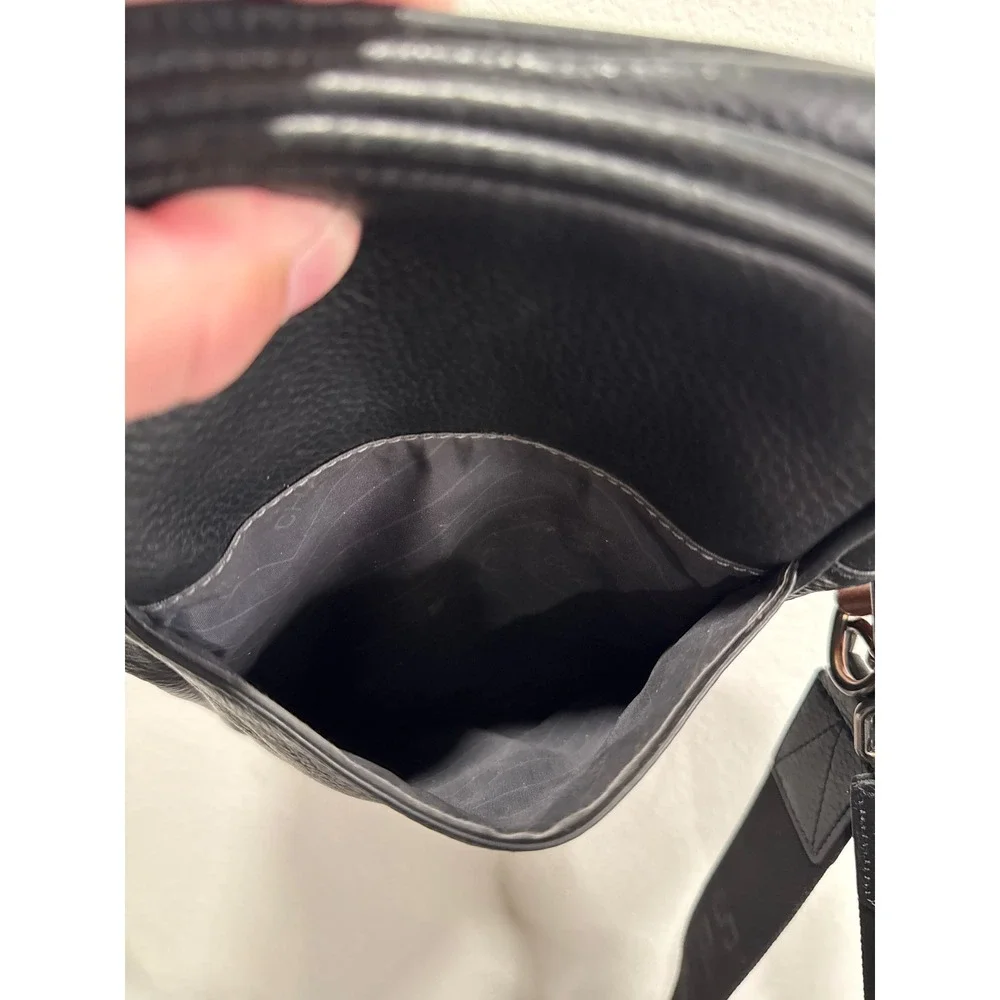 Champs Black Pebbled Leather Crossbody Bag Small Travel Messenger Pouch